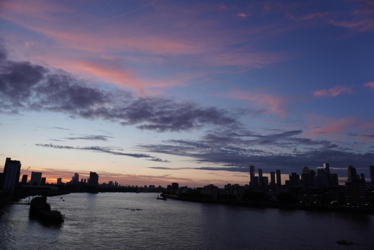 Homestay Room With Stunning Thames River View London Kültér fotó